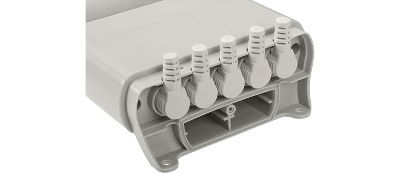 CU 155 ECS battery compartment